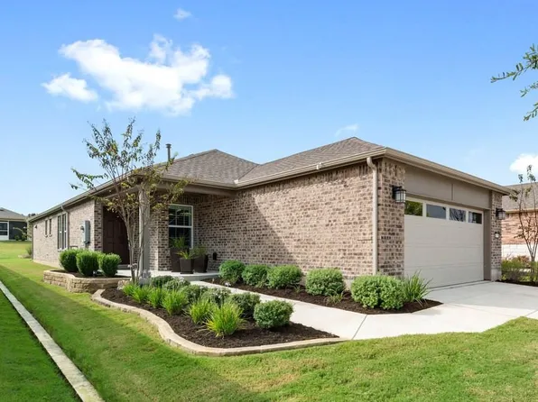 821 Hamilton Ln, Georgetown, TX 78633
