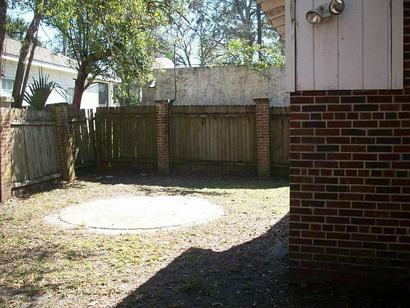 3rd image of 1165 Owen Ave