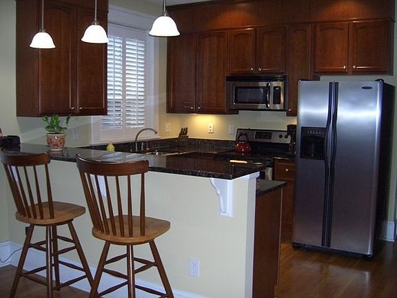 3rd image of 2709 Hanover Ave #U3