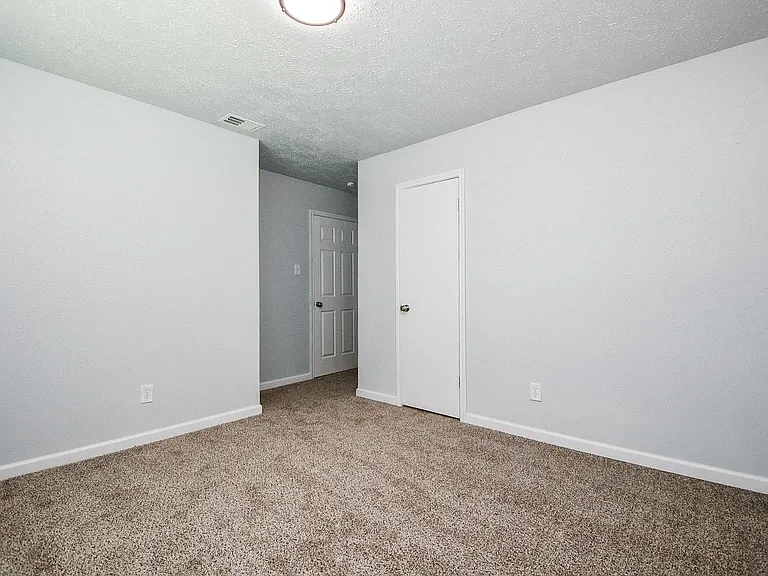 2622 Olympus Dr — Photo 16