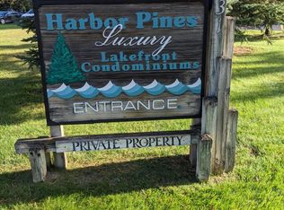 331 Lakeview UNIT 10, Port Austin, MI 48467