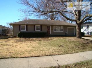 304 W Walnut St, Blue Springs, MO 64014