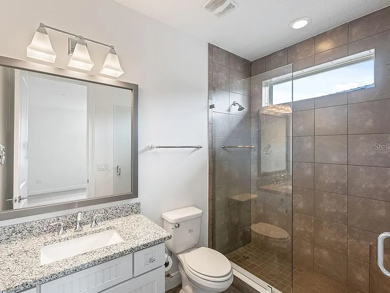 706 Canopy Estates Dr — Photo 40