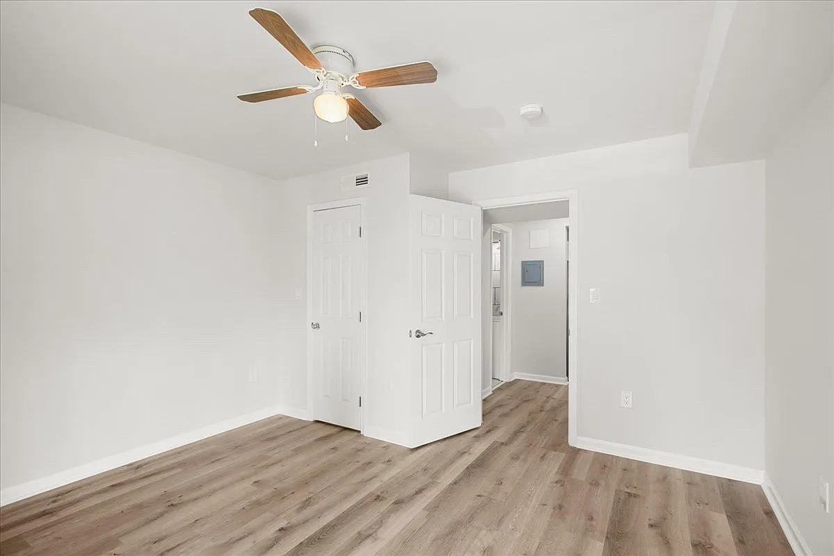 1 bed, 668 sqft, $1,900 — Photo 4