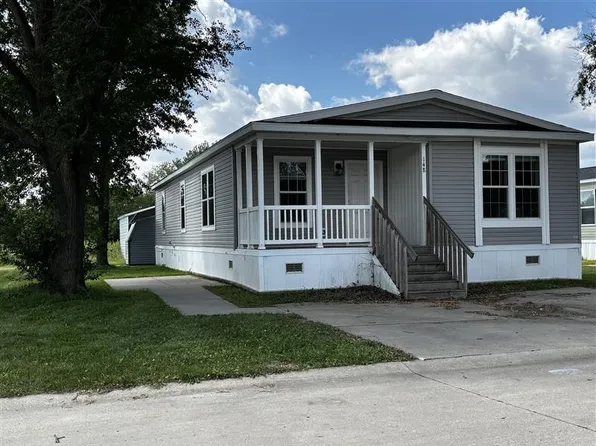 148 Hoover Blvd #Fh148, West Branch, IA 52358