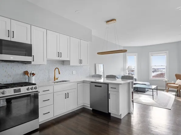 804 E 6th St #Penthouse, Boston, MA 02127
