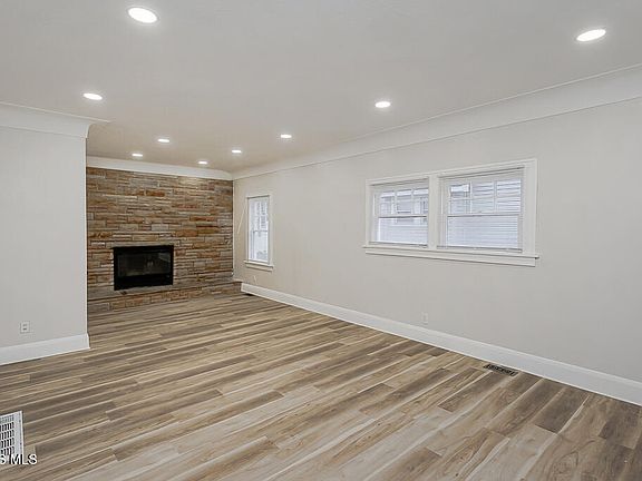 2nd image of 4124 Walker Ave