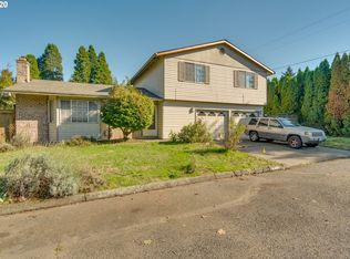 13731 SE Center St, Portland, OR 97236