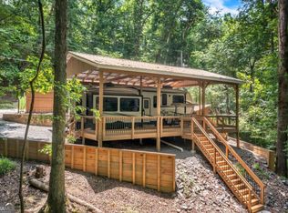 253 6th St, Ellijay, GA 30540