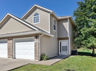 1723 SE Timbercreek Ct, Blue Springs, MO 64014