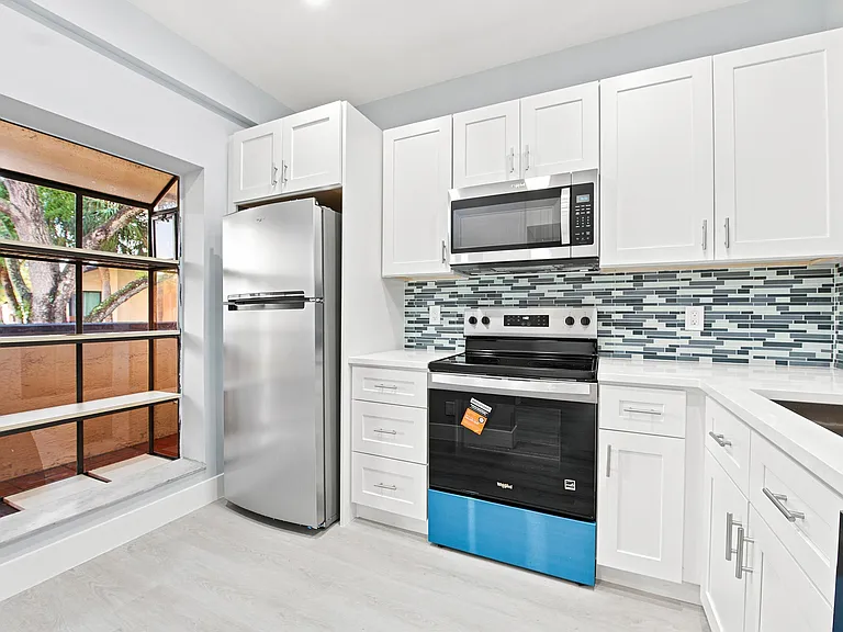 2249 SW 15th St #188 — Photo 7