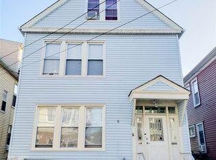 24 Newark Bay Ct, Bayonne, NJ 07002