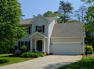 7107 Holly Glen Ct, Stokesdale, NC 27357