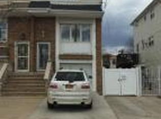 305 Slater Blvd, Staten Island, NY 10305