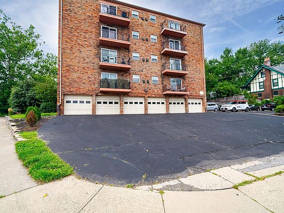 4th image of 2270 Madison Ave