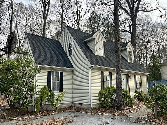 2nd image of 1807 Emerson Ave