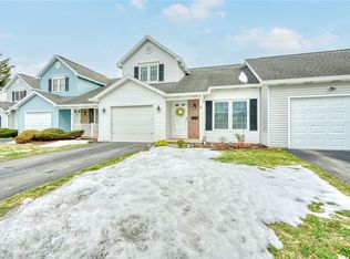 22 Sleepy Holw, Rochester, NY 14624