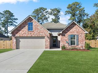 41661 Whisper Woods Rd, Ponchatoula, LA 70454