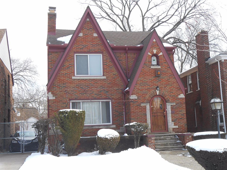 1st image of 18700 Pennington Dr