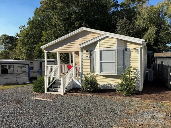 104 Hummingbird Dr, Bridgewater, VA 22812