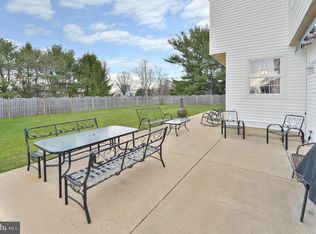 2 Westerly Dr, Sicklerville, NJ 08081