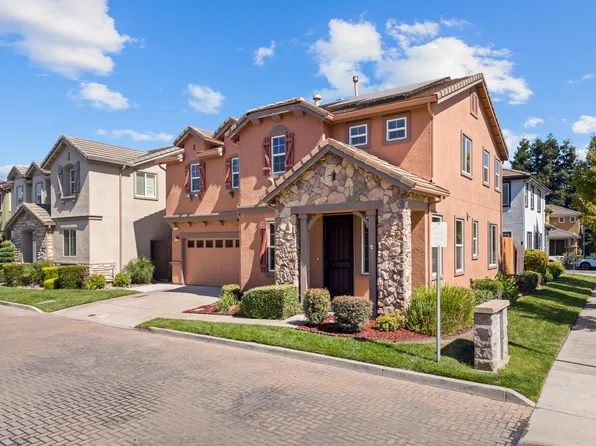 535 Palazzo Ln, Lodi, CA 95240