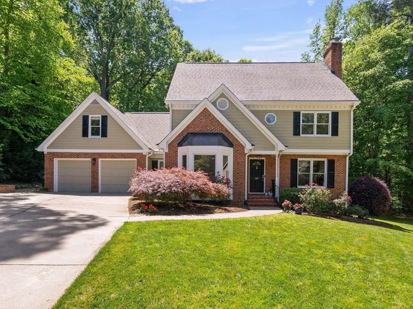 109 Clubstone Ln, Cary, NC 27518