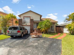977 NW 106th Avenue Cir, Miami, FL 33172