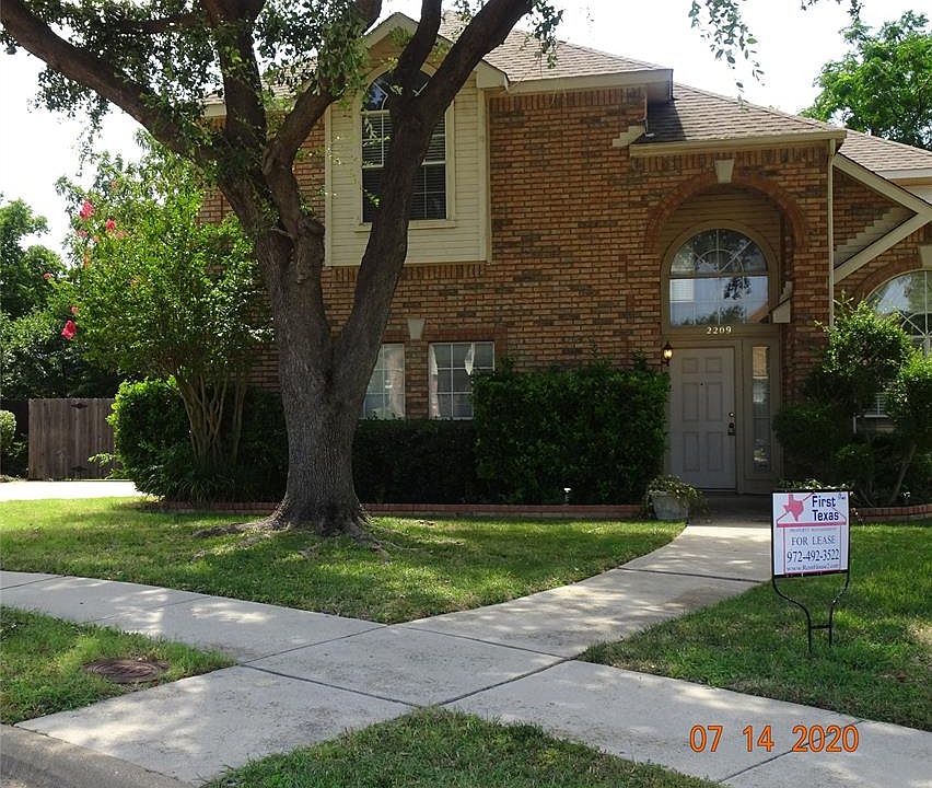 1st image of 2209 Norwich Pl