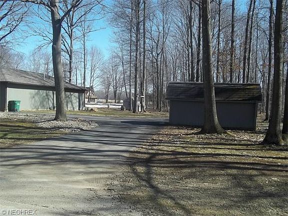 4th image of 731 Lark Ct