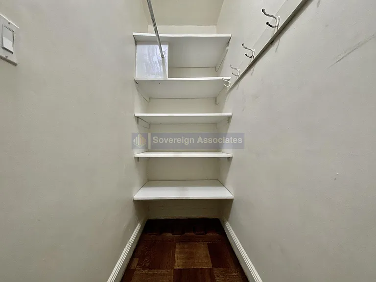 320 W 106th St #2E — Photo 4