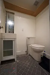 Rented by Rennit Inc.