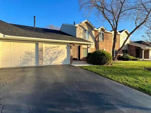 950 Cross Creek Dr N APT Aa1, Roselle, IL 60172