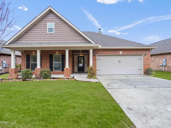 3858 River Trace Dr, Diberville, MS 39540