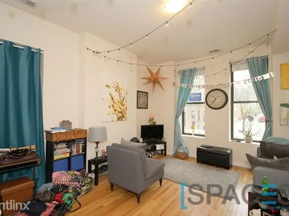 729 S Loomis St Frnt 2, Chicago, IL 60607