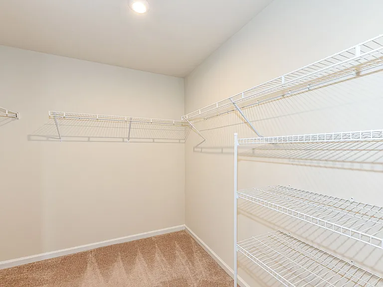 5465 Dunhaven Rd — Photo 26