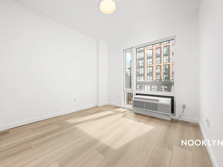 26-04 Jackson Ave #3B — Photo 9