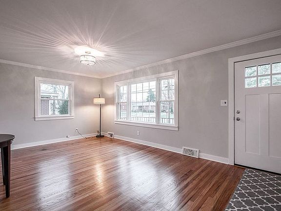 3rd image of 8008 Jonquil Dr