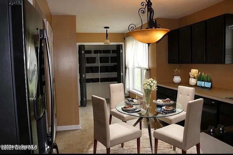 3rd image of 14 Gadwall Drive