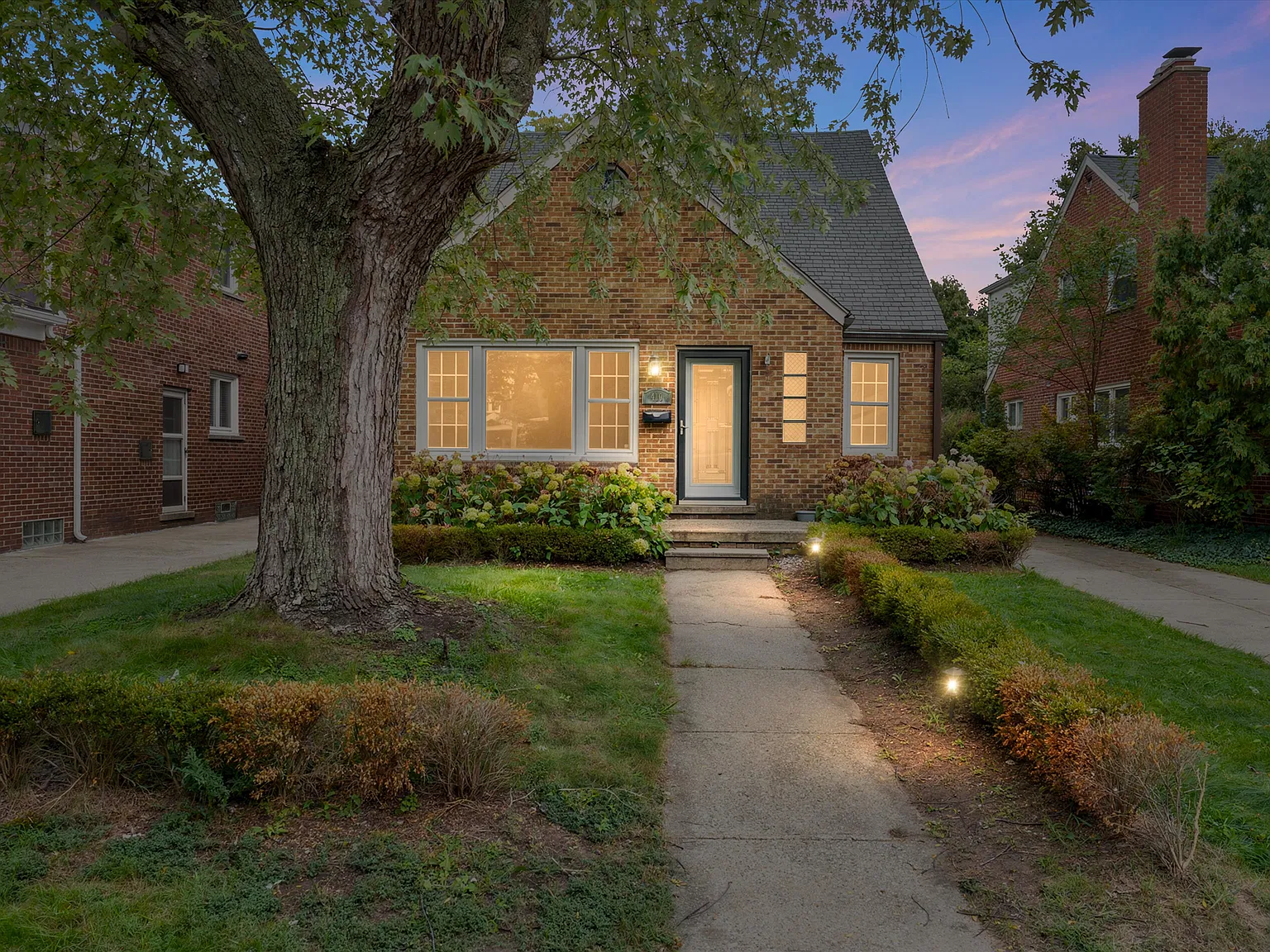 410 Catalpa Dr — Photo 1