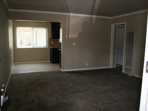 2nd image of 1125 Minnesota Ave APT 4