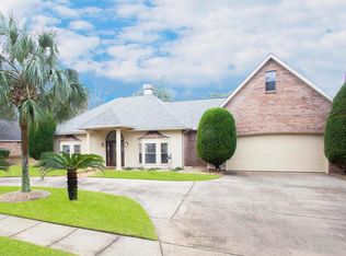 2476 Old Bay Rd, Biloxi, MS 39531