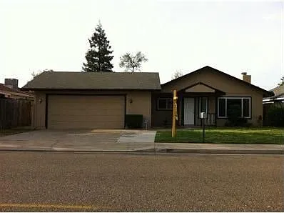 1290 Berry Dr photo 1
