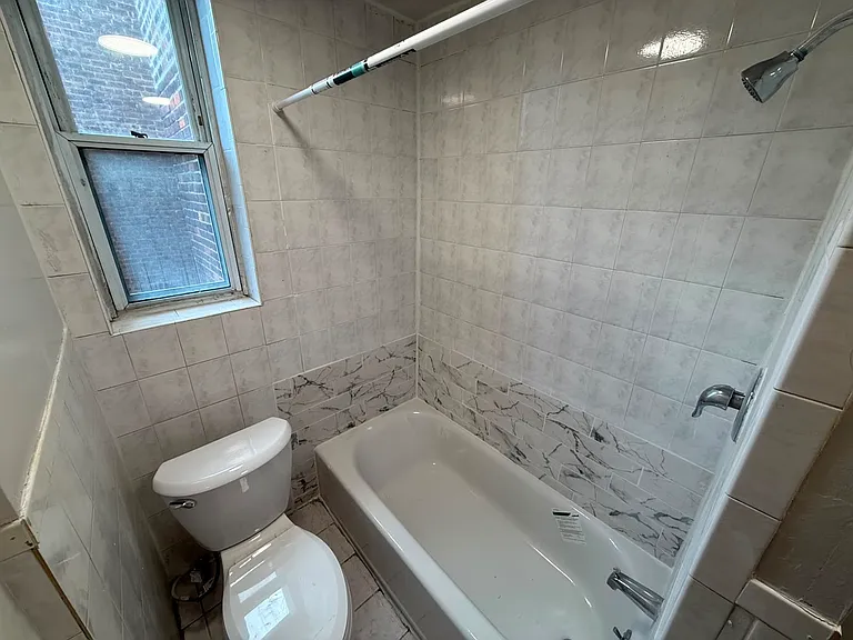 6604 Broadway #25E — Photo 8