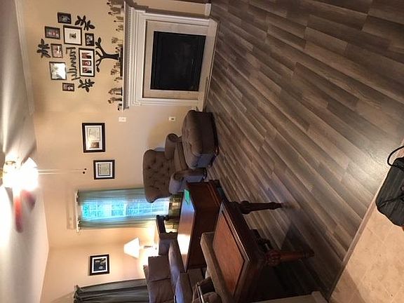 Beautiful Extended Family room with Fireplace