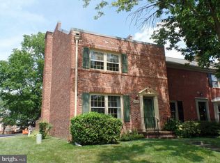 6014 Queenston St, Springfield, VA 22152