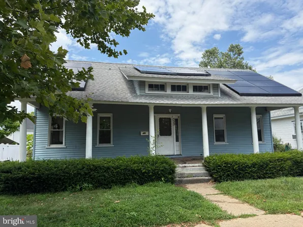 522 Lincoln Ave, Paulsboro, NJ 08066