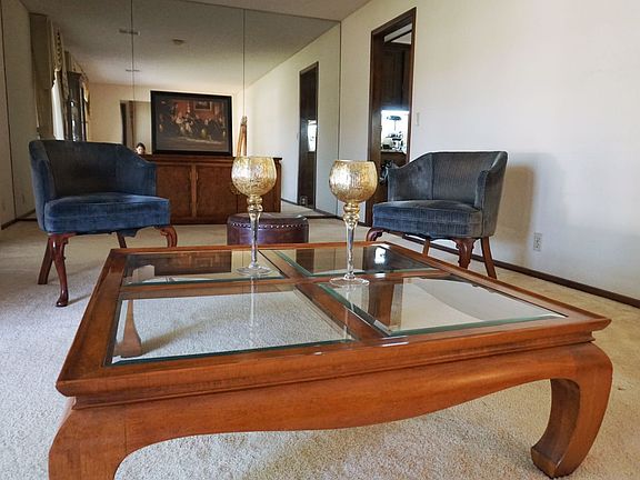 4th image of 13300 Green Valley Dr