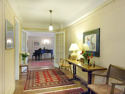 Sold by Sotheby's International Realty | media 6