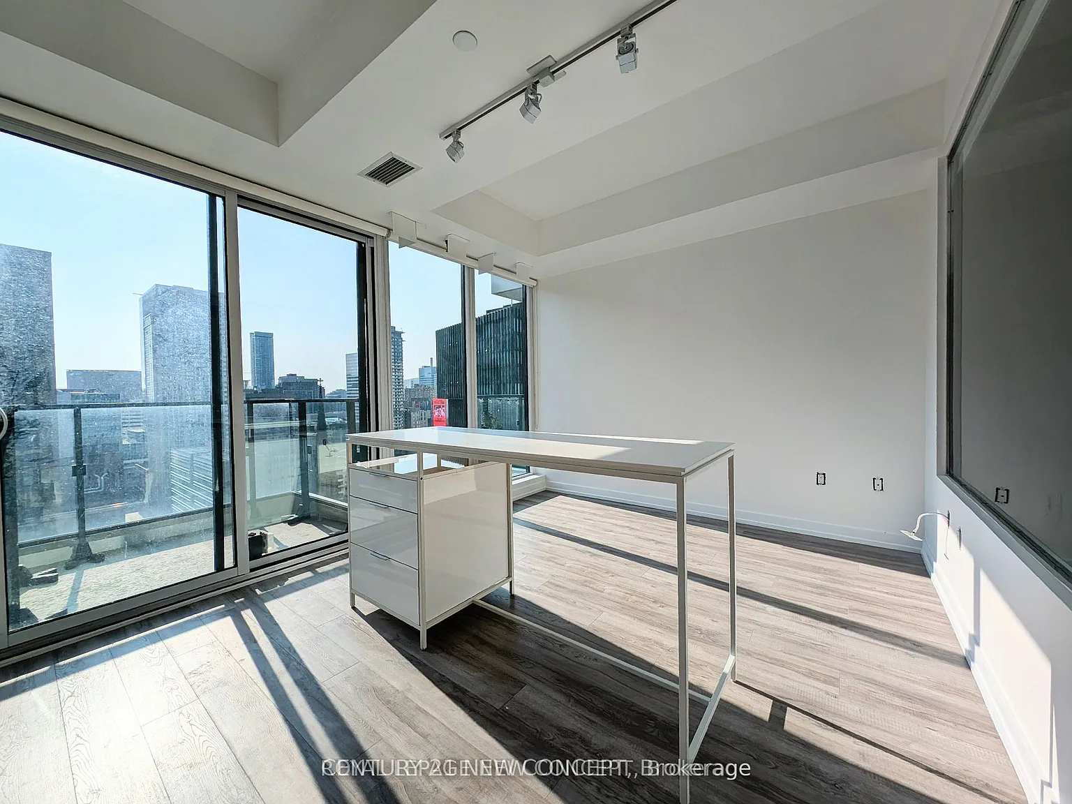 1 bed, $2,100 — Photo 3